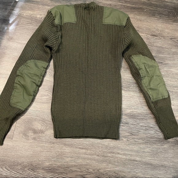 Knitted Olive Green Wool Sweater Vintage - Picture 8 of 11